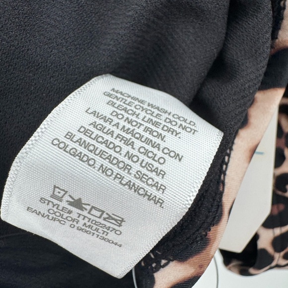 Time and Tru Leopard Print One‎ Piece Swimming Suit Size Medium NWT - Picture 6 of 6